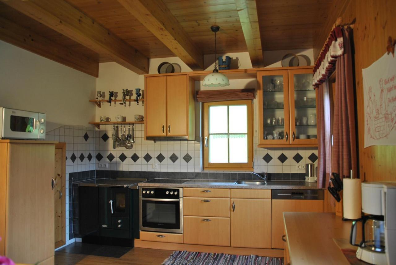 Chalet Am Teich Familie Gaenser Villa Feistritz am Kammersberg ภายนอก รูปภาพ